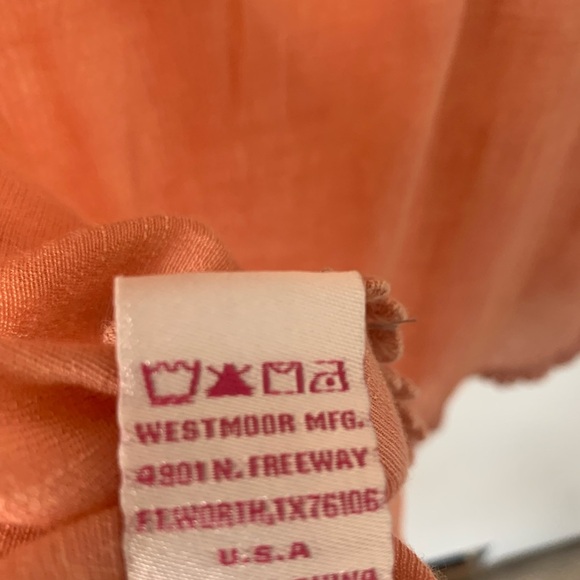 Andie Coral Tunic with Navy Embroidery - Picture 5 of 6